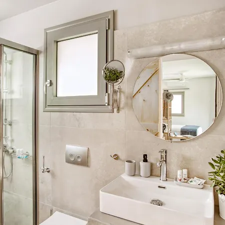 Kumquart Estate- Mandarin Orman Evi *