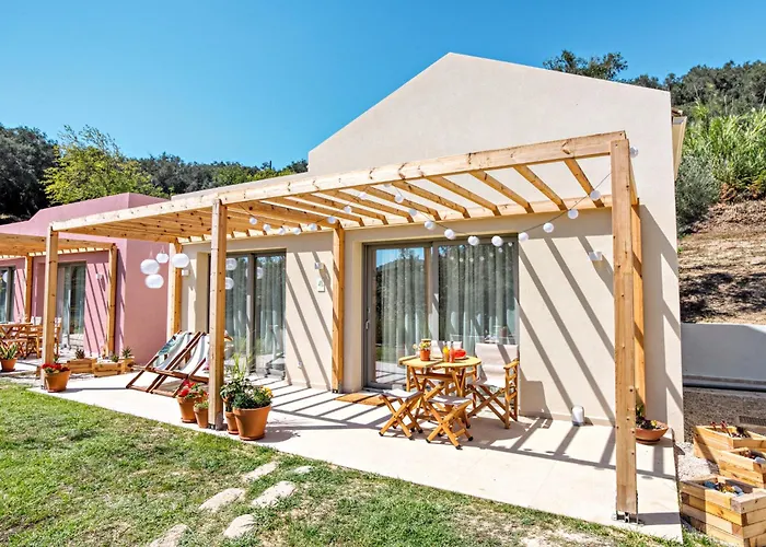 Kumquart Estate- Mandarin Lodge Aspiotades